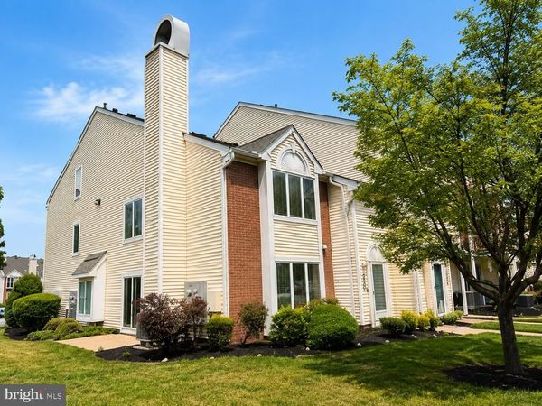 250 JUANITA COURT, LEVITTOWN, PA 19057