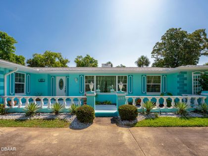 697 John Anderson Drive Daytona Beach, FL 32124