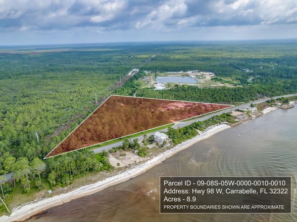 2667 W Hwy 98 , Carrabelle, FL 32322