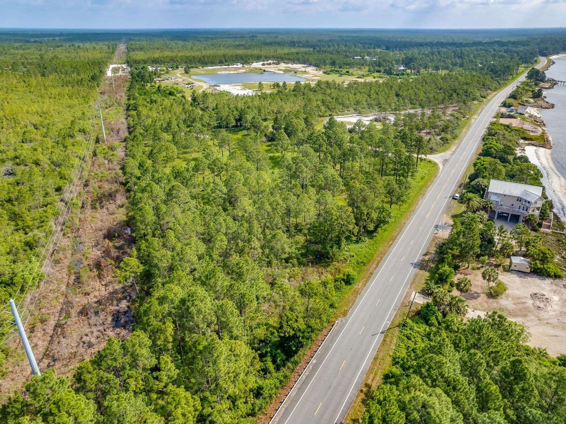 2667 W Hwy 98 , Carrabelle, FL 32322 Photo