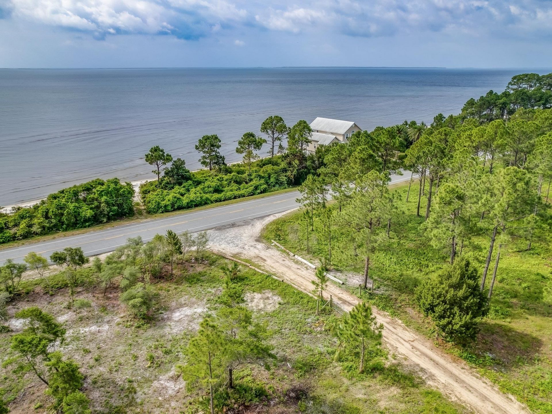 2667 W Hwy 98 , Carrabelle, FL 32322 Photo