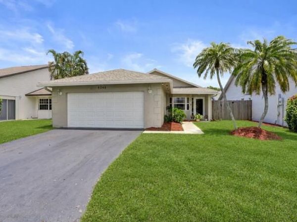 8340 SW 41st Street, Davie, FL 33328