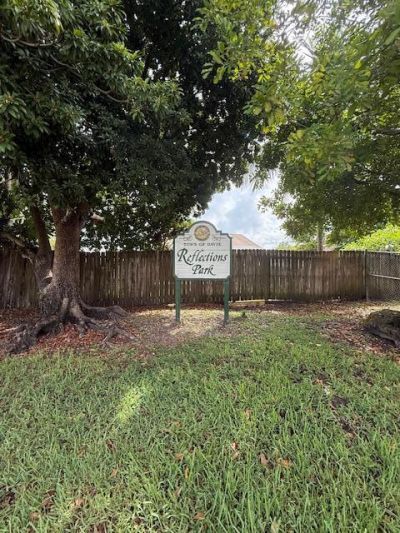 8340 SW 41st Street, Davie, FL 33328 Photo
