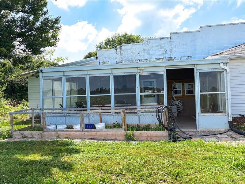 8543 Pitsburg Laura Road, Pitsburg, OH 45304 Photo 5
