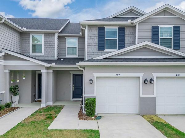 697 STONEY POINT CIRCLE , DAVENPORT, FL 33896