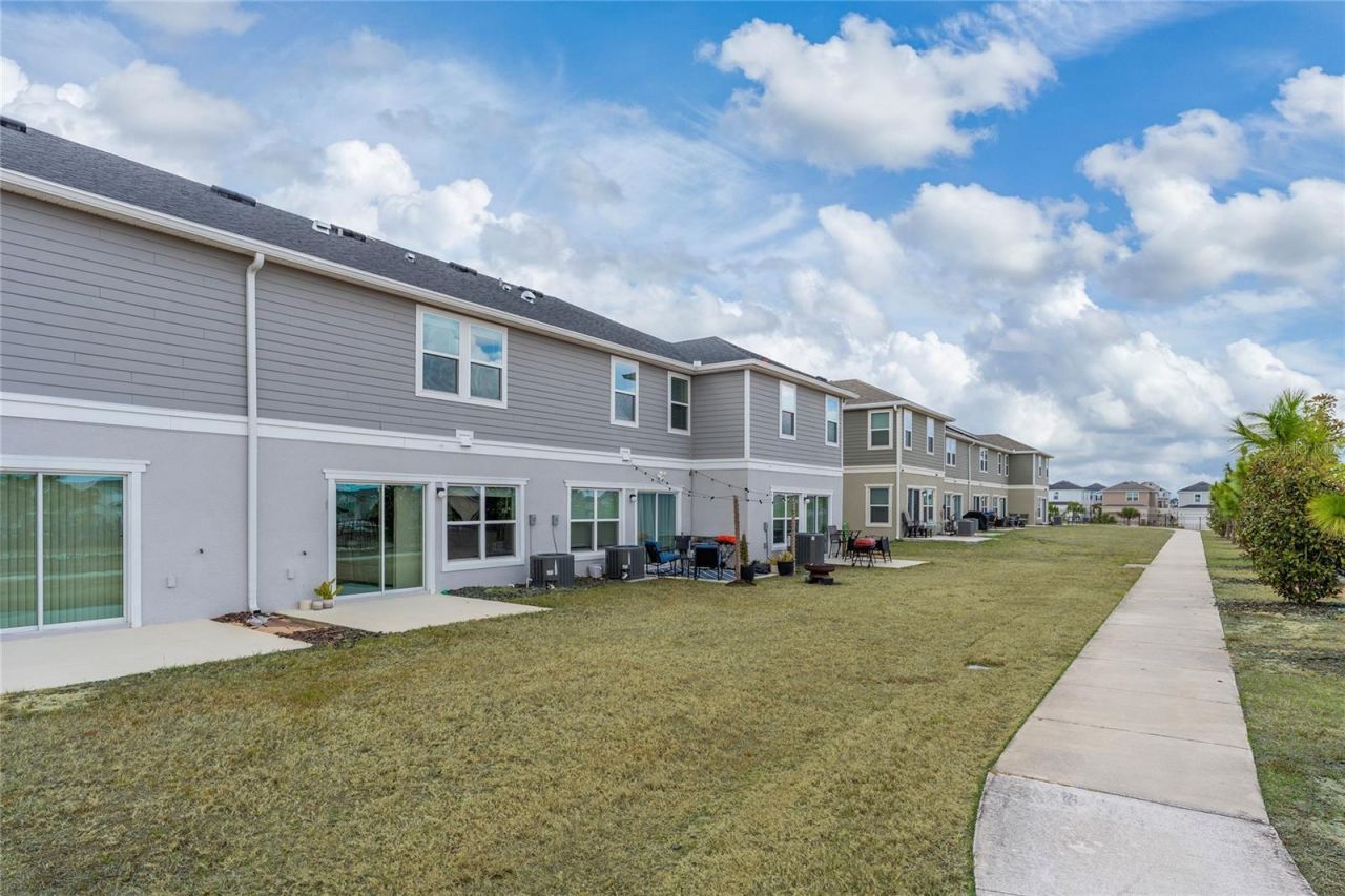 697 Stoney Point Circle , Davenport, FL 33896 Photo