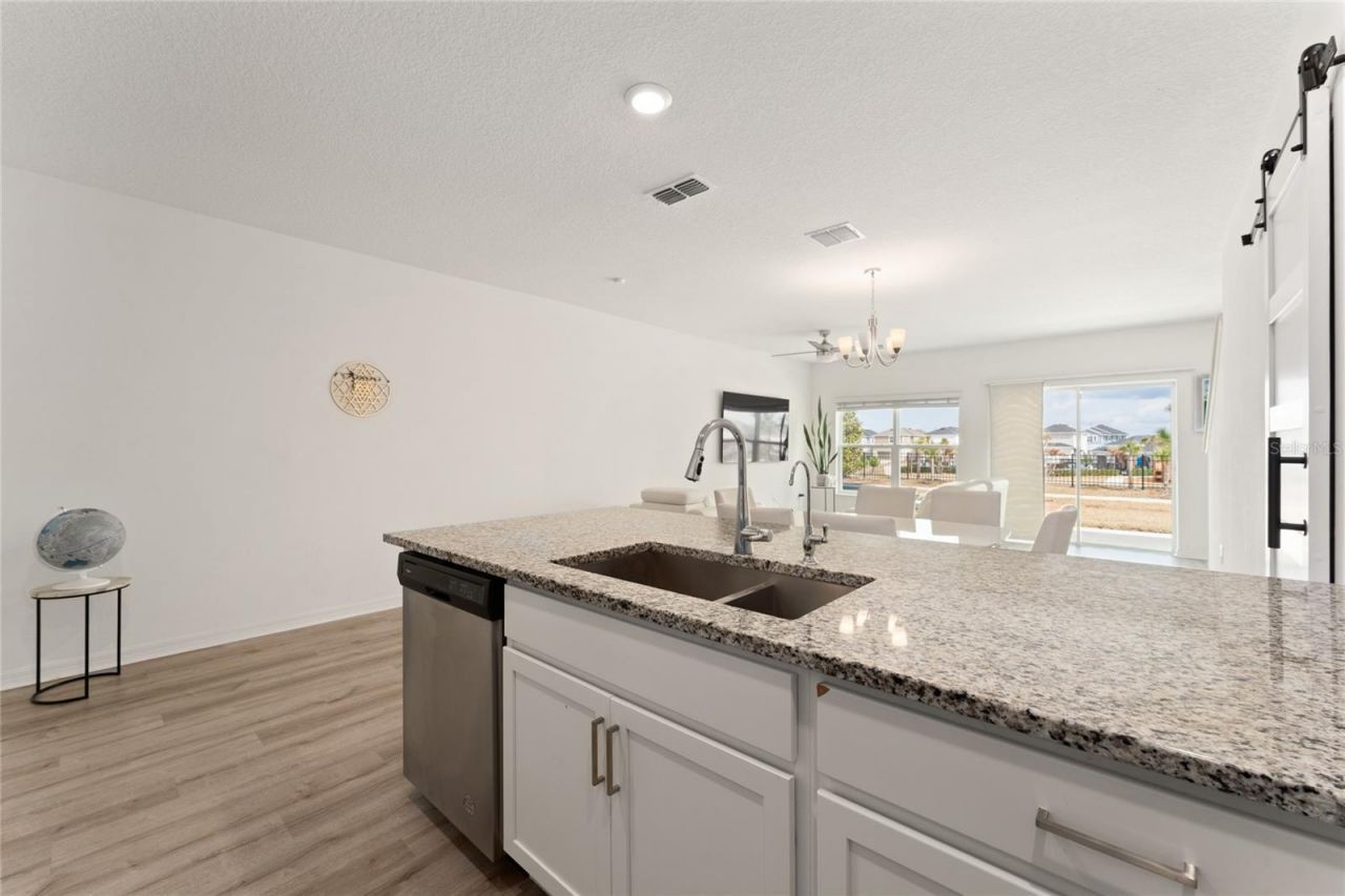 697 Stoney Point Circle , Davenport, FL 33896 Photo