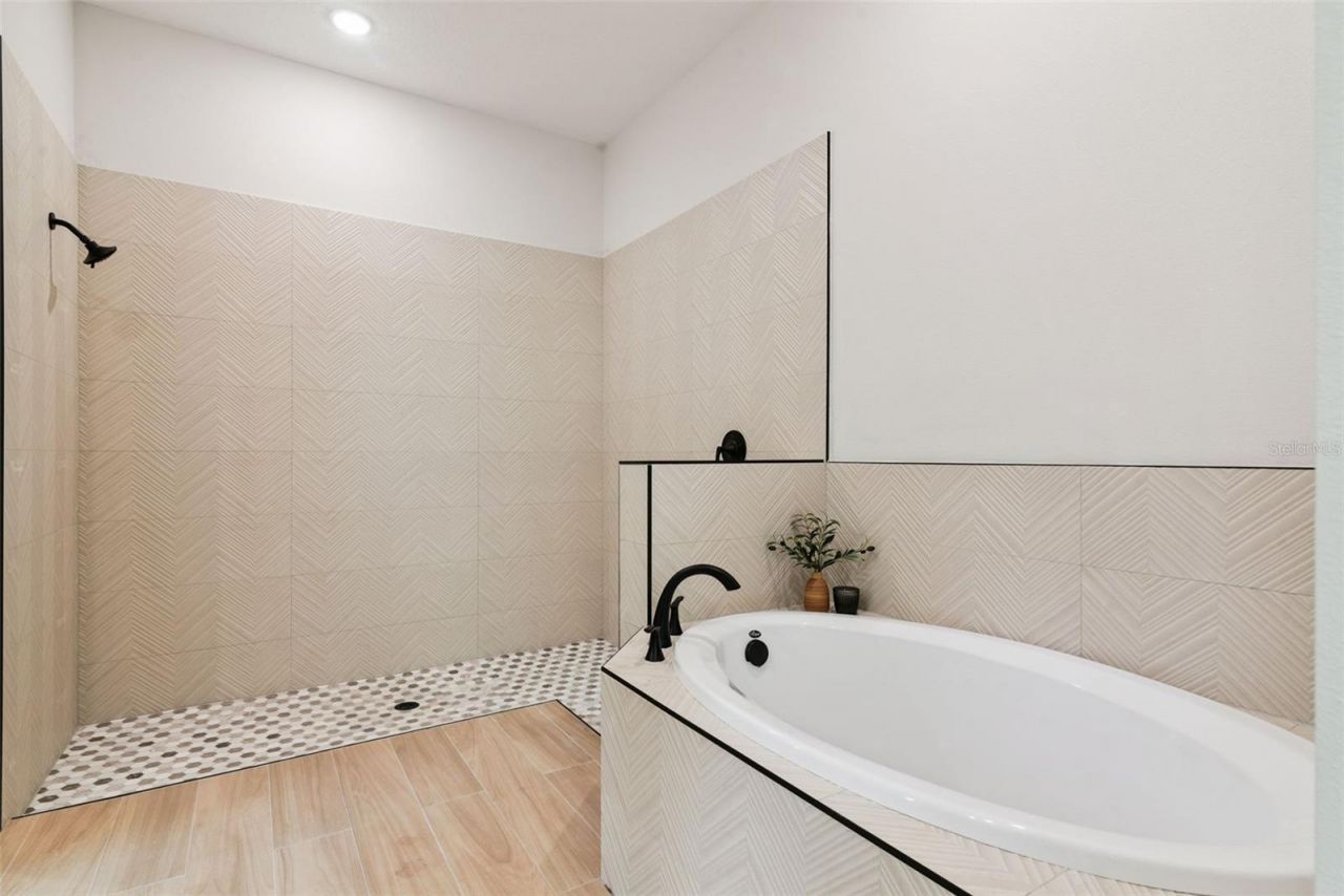 41650 Ligustrum Street , Eustis, FL 32736 Photo