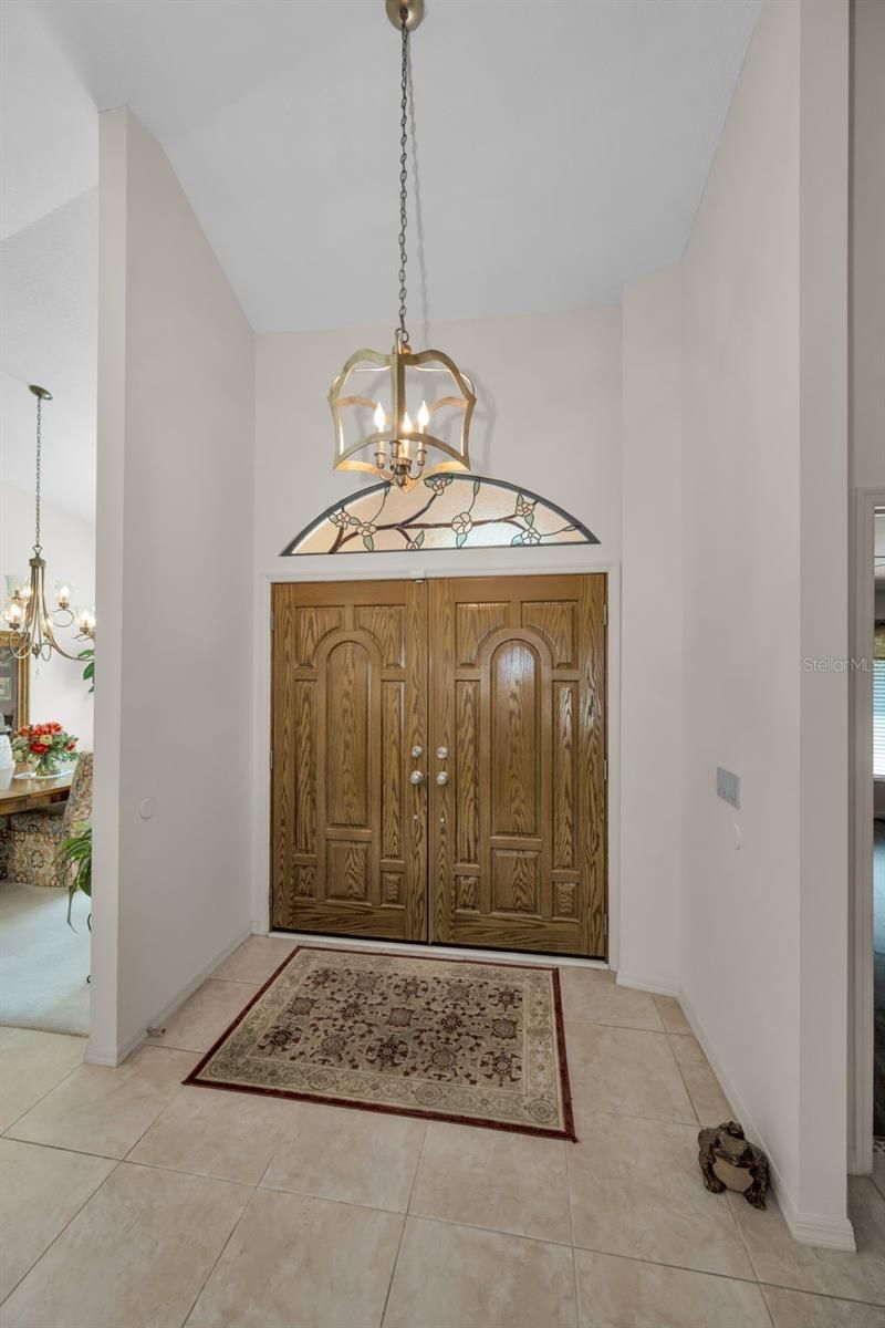 9904 Oaks Lane , Seminole, FL 33772 Photo