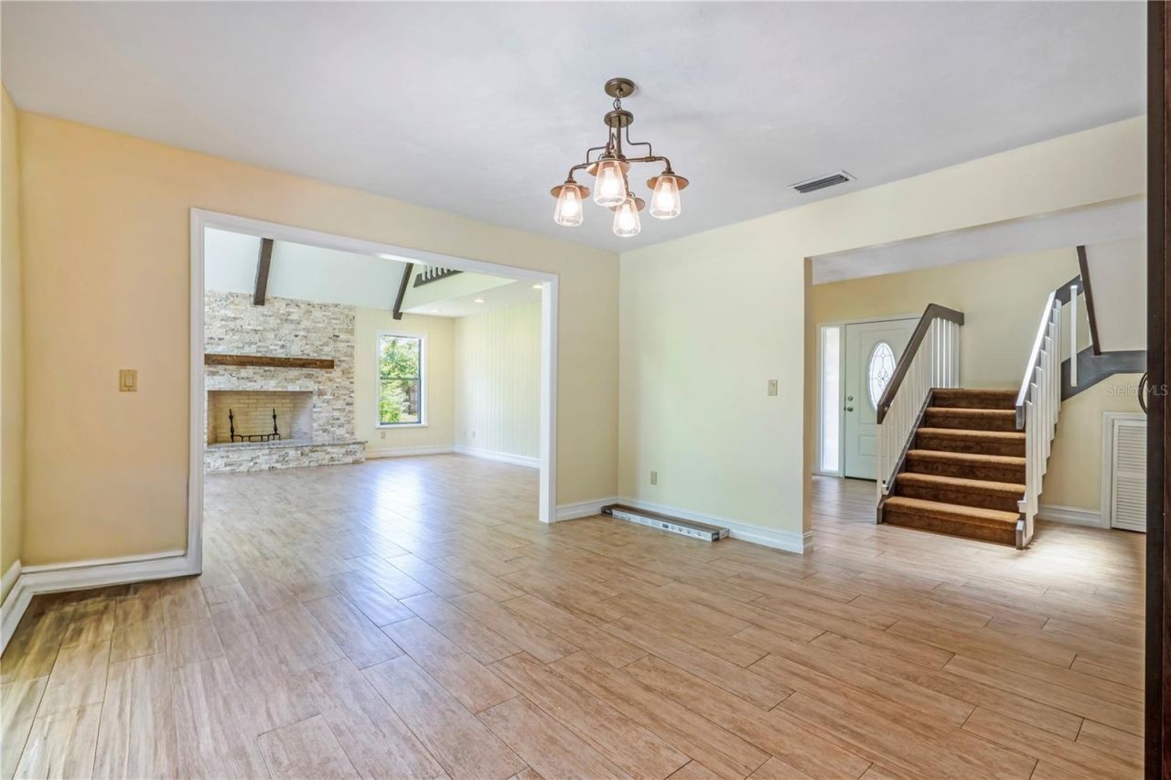 1375 Louis Court , Deland, FL 32720 Photo