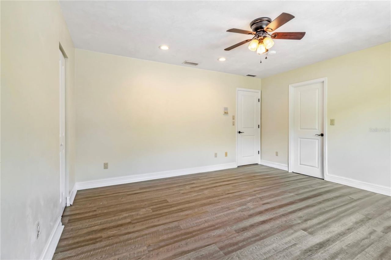 1375 Louis Court , Deland, FL 32720 Photo