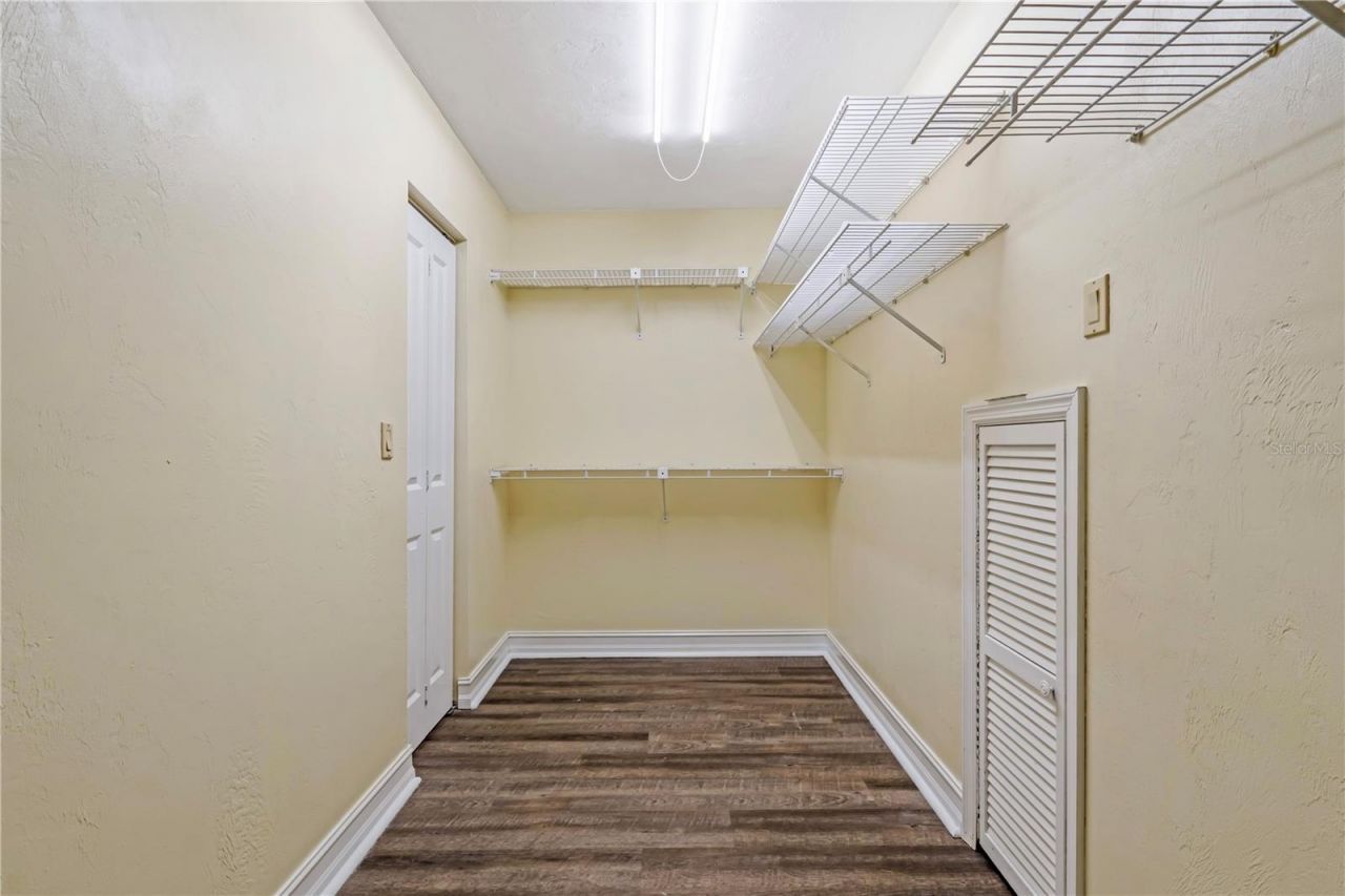 1375 Louis Court , Deland, FL 32720 Photo
