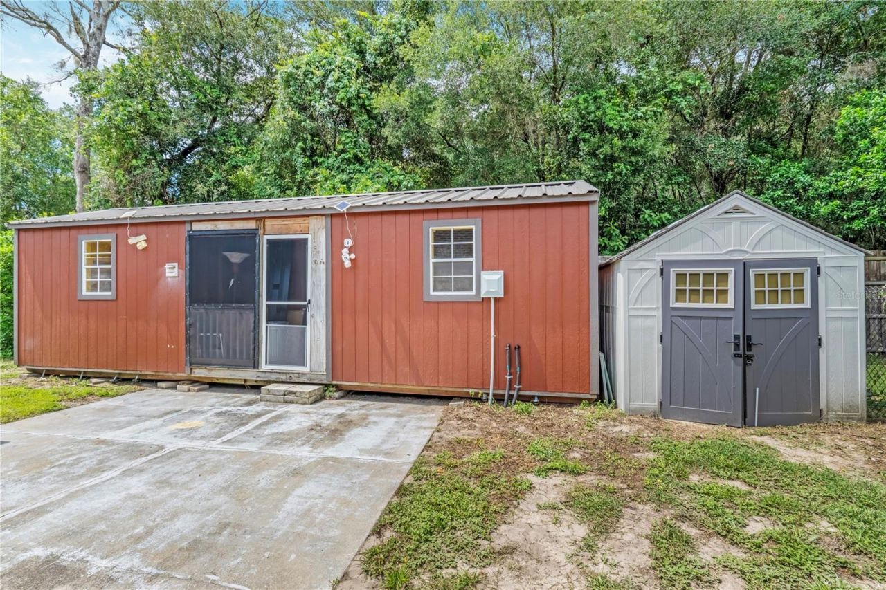 1375 Louis Court , Deland, FL 32720 Photo