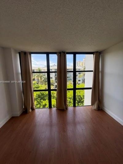 17021 N Bay Rd , Unit 509, Sunny Isles Beach, FL 33160 Photo