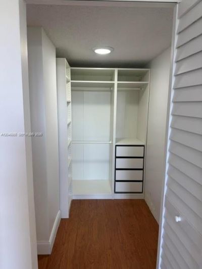 17021 N Bay Rd , Unit 509, Sunny Isles Beach, FL 33160 Photo