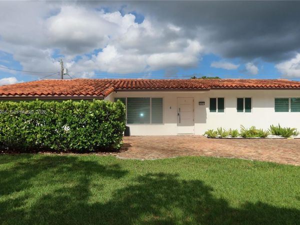 4401 SW 102nd Pl , Miami, FL 33165