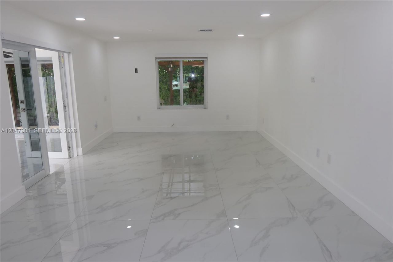 4401 SW 102nd Pl , Miami, FL 33165 Photo