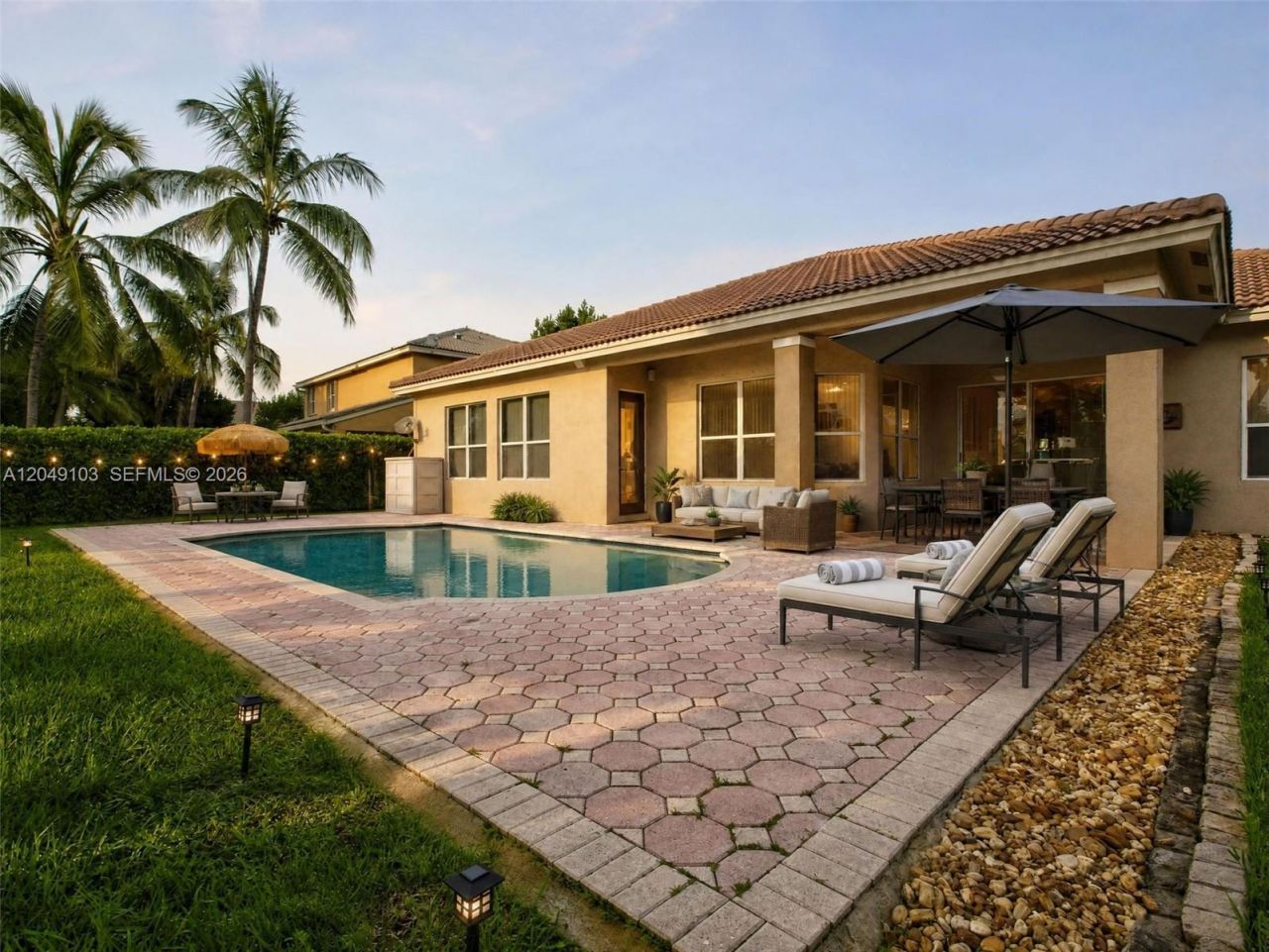 744 SW 159th Ln , Pembroke Pines, FL 33027 Photo