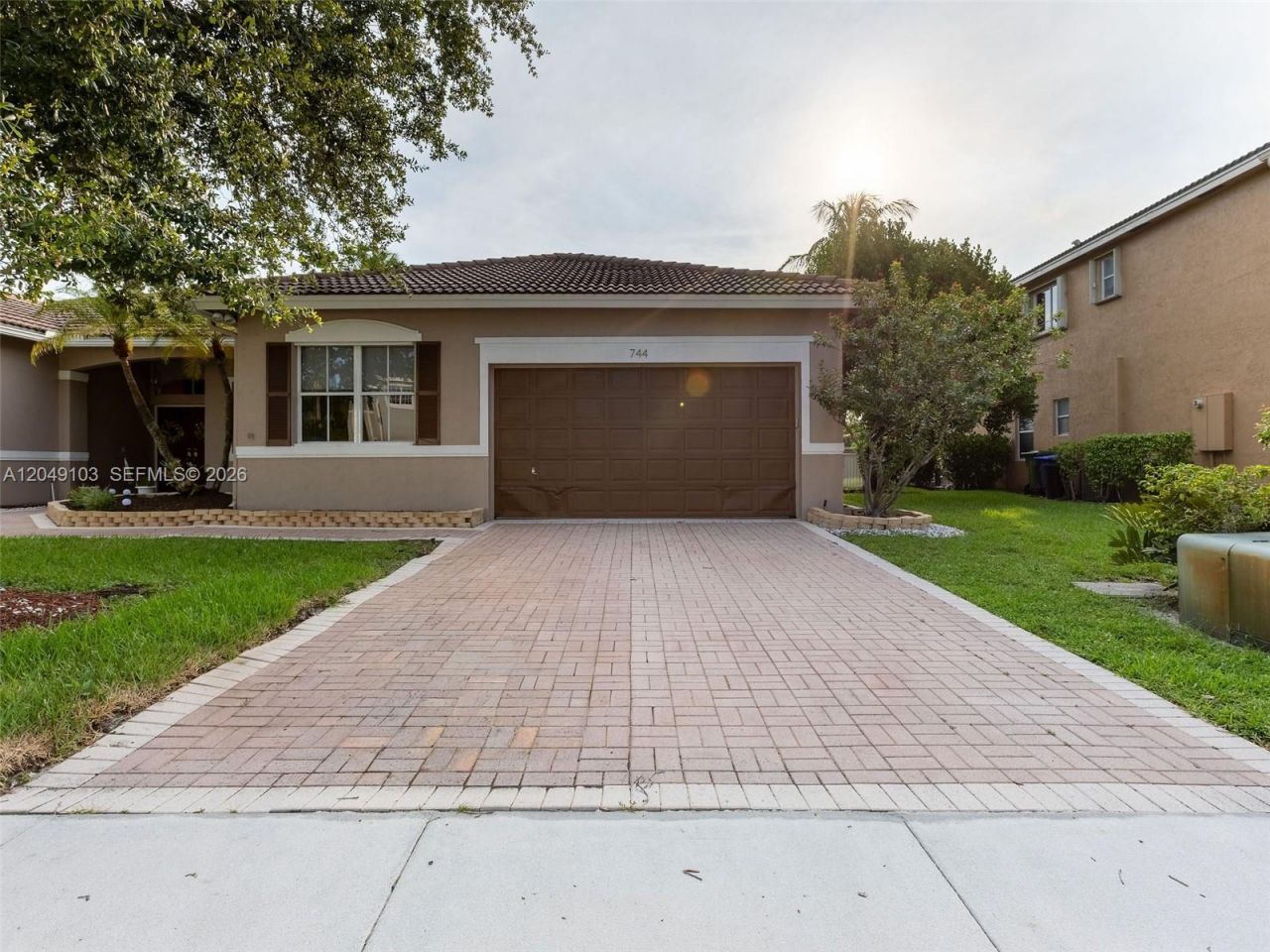 744 SW 159th Ln , Pembroke Pines, FL 33027 Photo