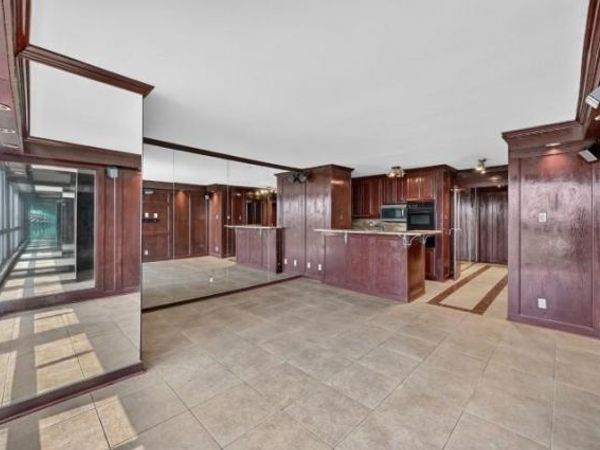 3883 Turtle Creek Boulevard, Unit 1005, Dallas, TX 75219