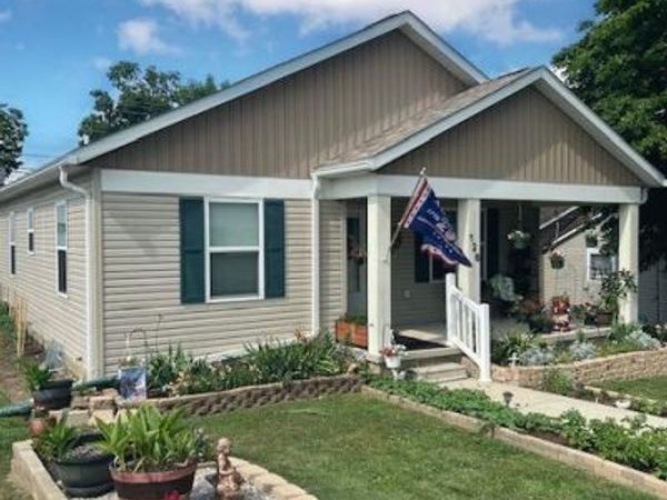 126 E Church Street , Amanda, OH 43102
