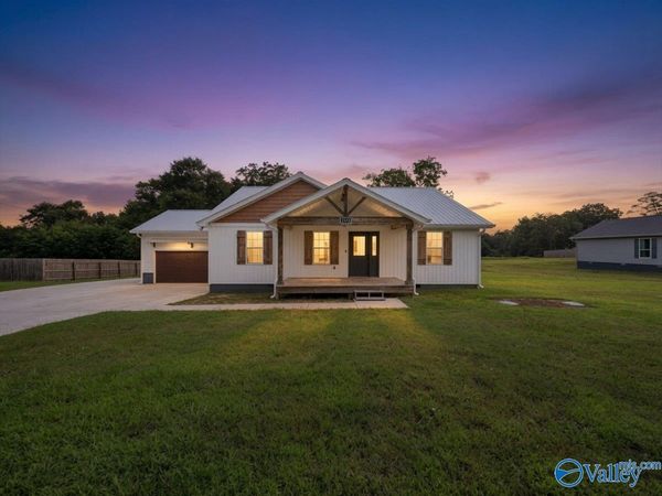 2450 Kuykendall Road, Albertville, AL 35951