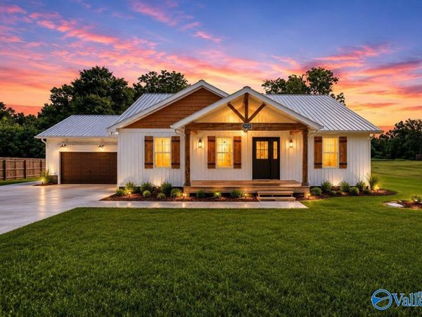 2450 Kuykendall Road, Albertville, AL 35951
