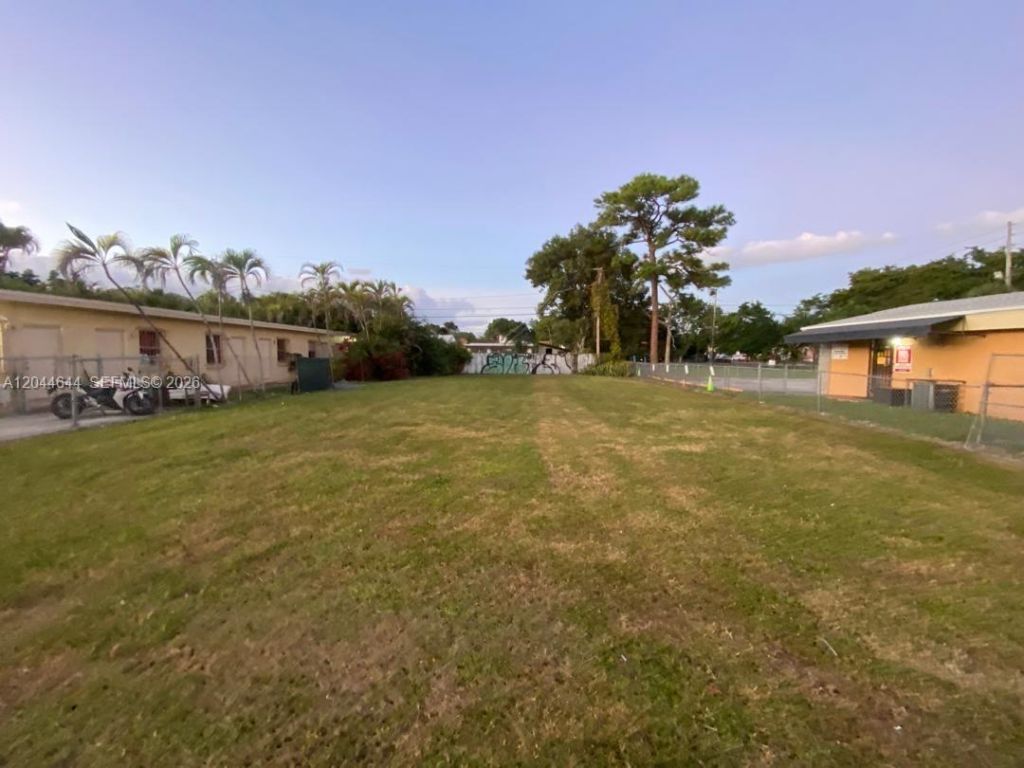 3021 W Flagler St , Miami, FL 33135 Photo