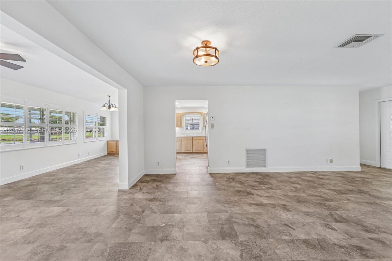 8855 NW 10th Pl , Plantation, FL 33322 Photo