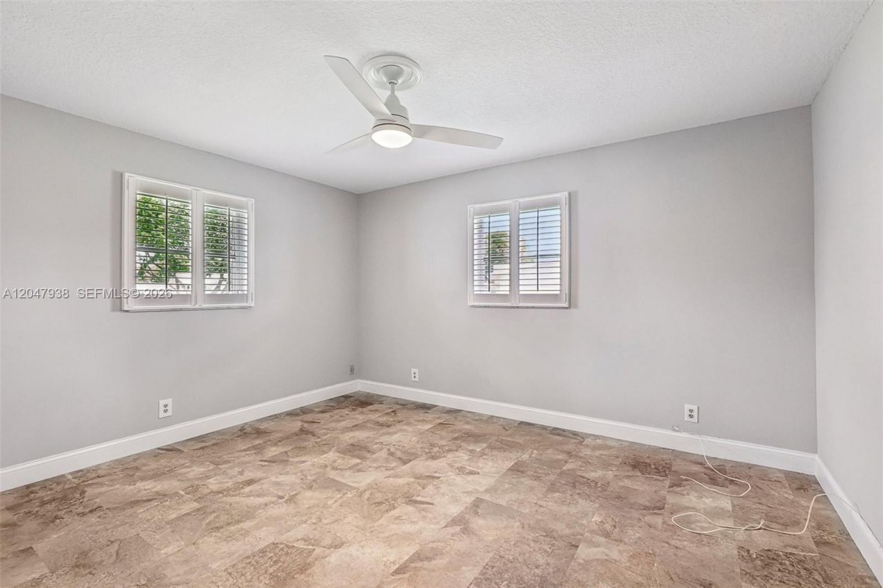8855 NW 10th Pl , Plantation, FL 33322 Photo