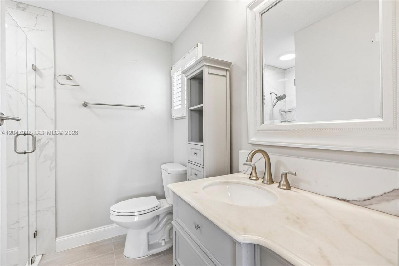 8855 NW 10th Pl , Plantation, FL 33322 Photo