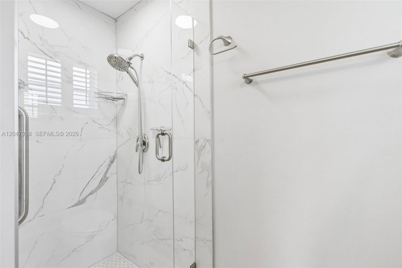 8855 NW 10th Pl , Plantation, FL 33322 Photo