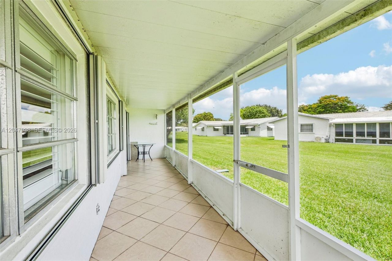 8855 NW 10th Pl , Plantation, FL 33322 Photo