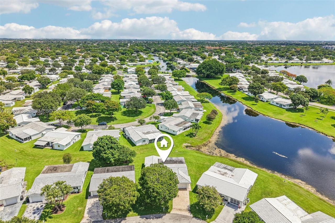 8855 NW 10th Pl , Plantation, FL 33322 Photo