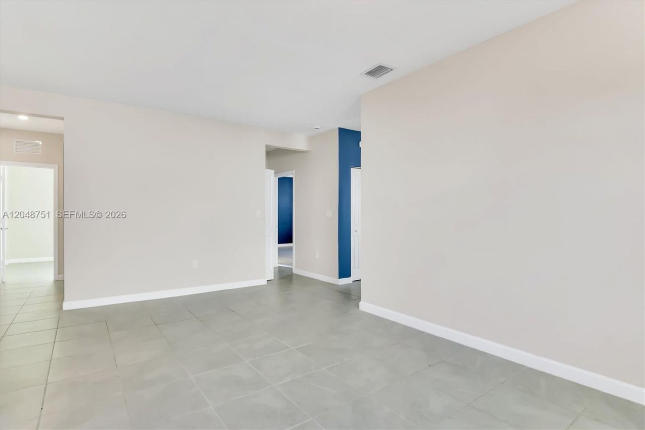 16344 SW 290th St , Homestead, FL 33033 Photo