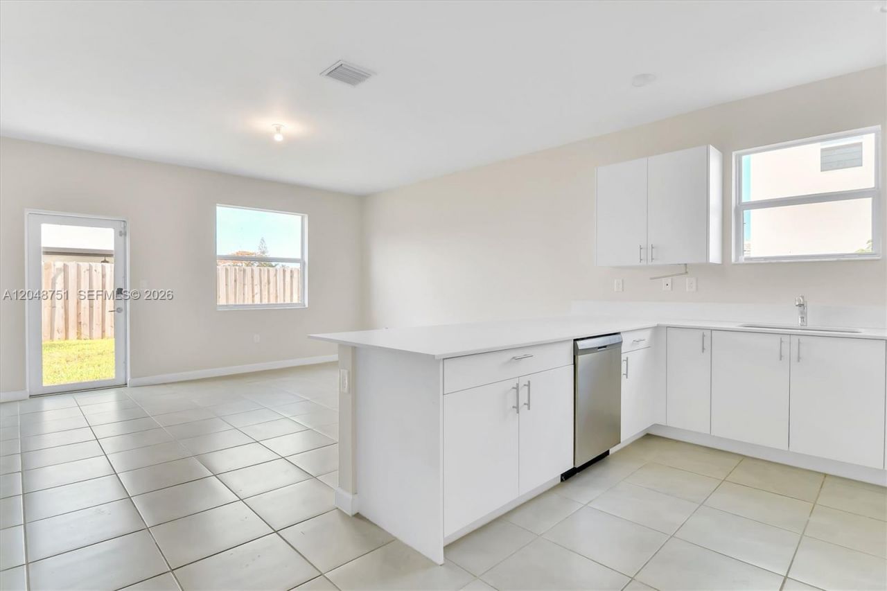 16344 SW 290th St , Homestead, FL 33033 Photo