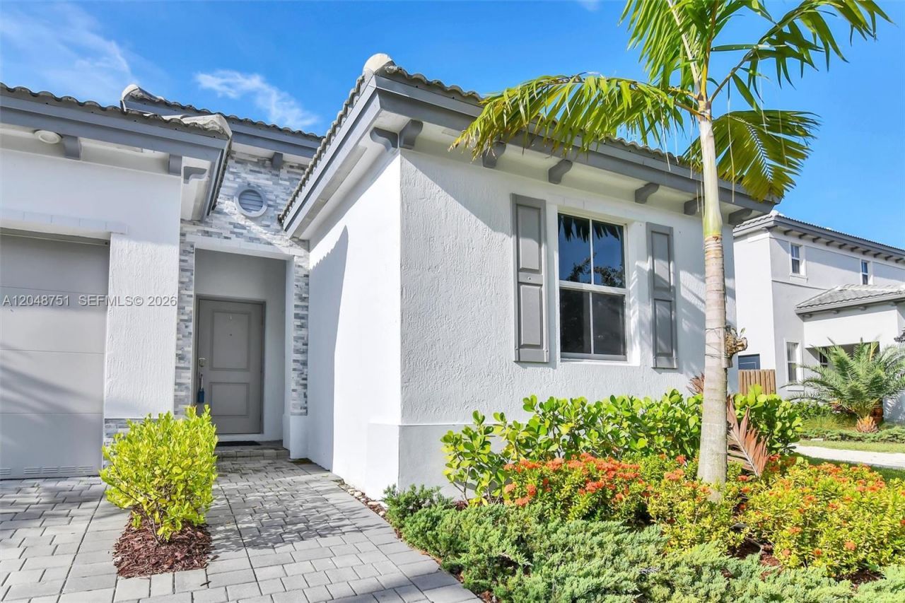 16344 SW 290th St , Homestead, FL 33033 Photo