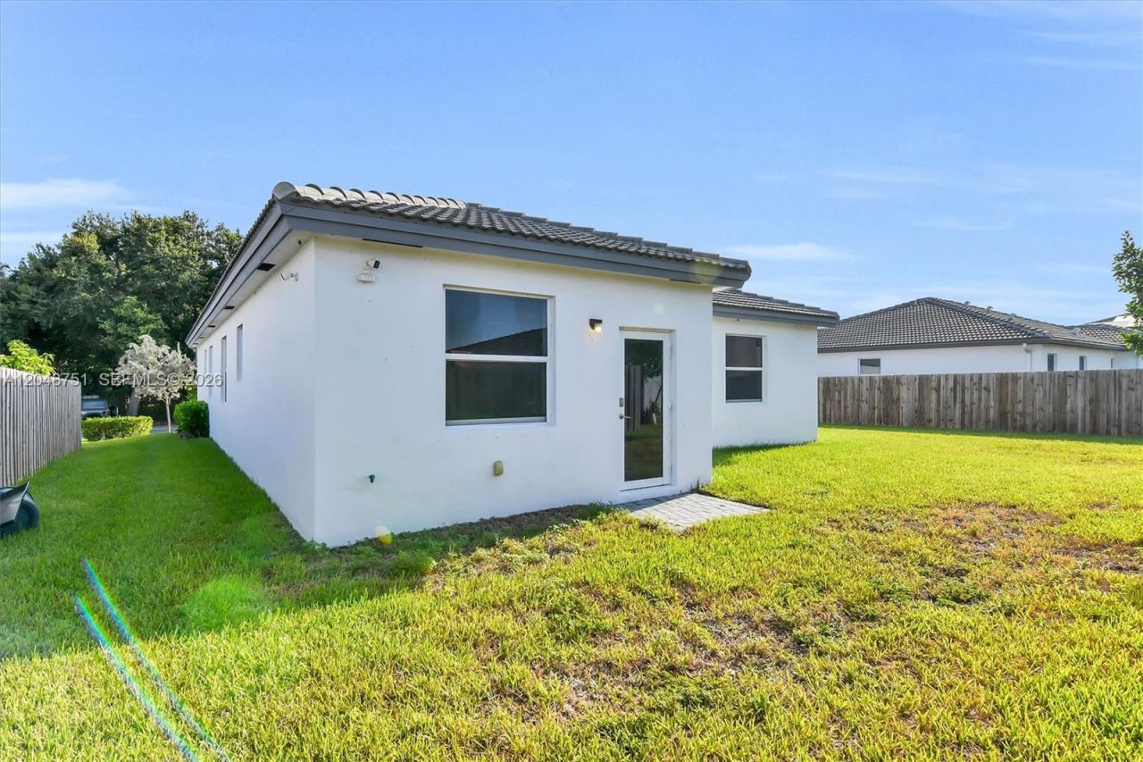 16344 SW 290th St , Homestead, FL 33033 Photo