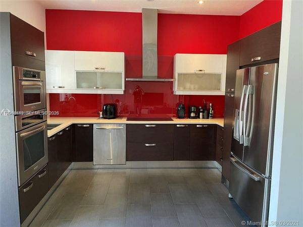 10933 NW 73 TE , Doral, FL 33178