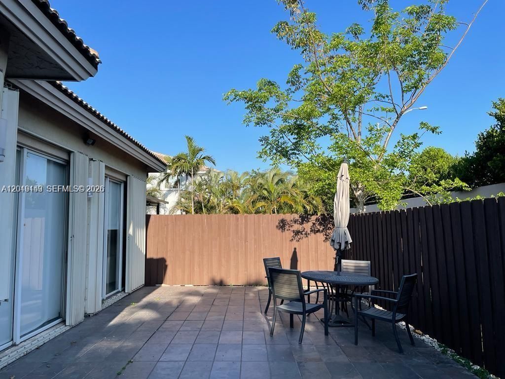 10933 NW 73 Te, Doral, FL 33178 Photo