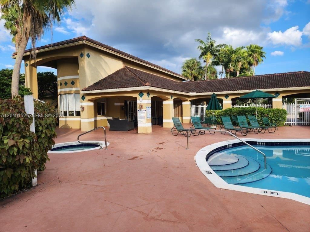 460 S Park , Unit 209, Hollywood, FL 33021 Photo
