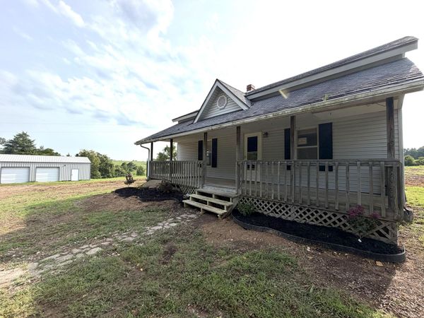 5401 Dandelion Road, Hartville, MO 65667