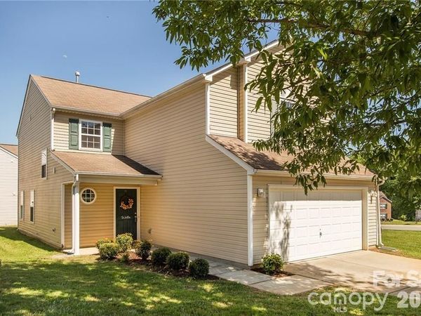 1406 Rheo Court NW, Concord, NC 28027