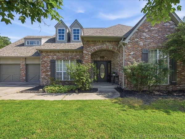8840 E 96th Street, Tulsa, OK 74133