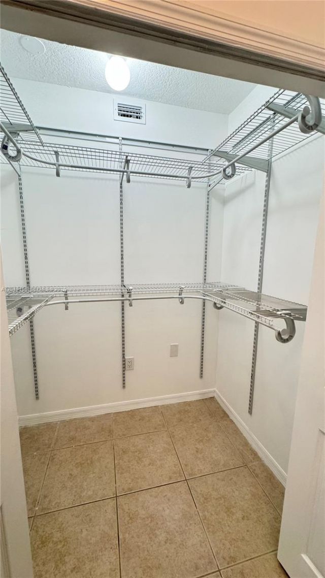 8337 NW 142nd St, Unit 8337, Miami Lakes, FL 33016 Photo