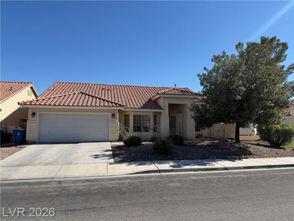 6405 Steamship Court , Las Vegas, NV 89130