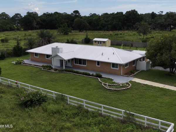 3695 Mirkwood Street , Mims, FL 32754