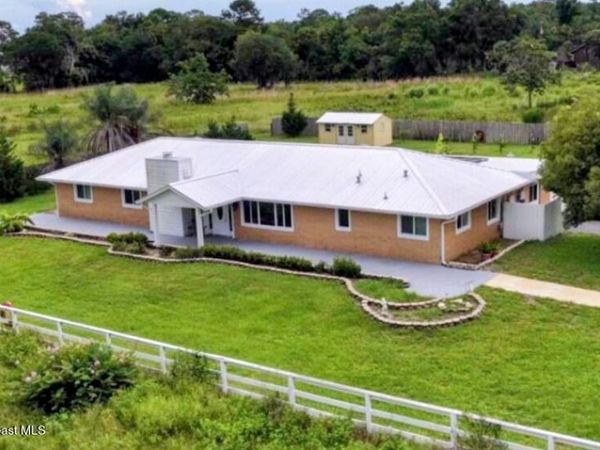 3695 Mirkwood Street, Mims, FL 32754