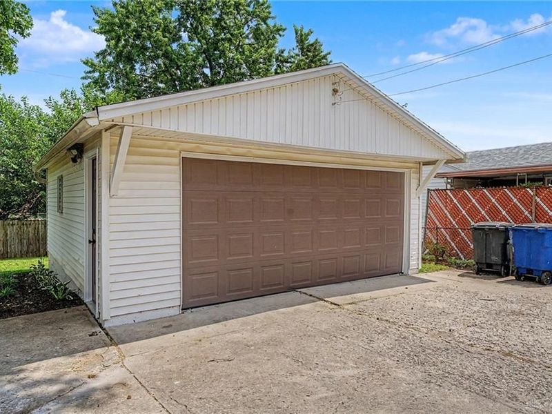 2270 Russet Avenue, Dayton, OH 45420 Photo 30