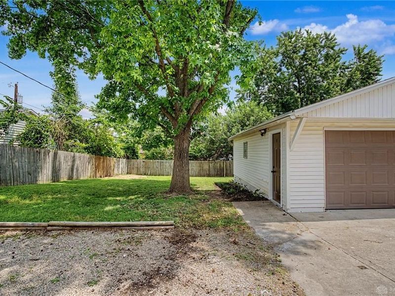 2270 Russet Avenue, Dayton, OH 45420 Photo 31
